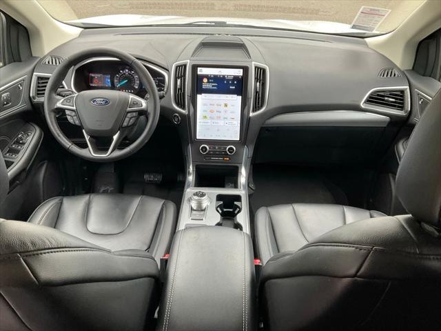 2021 Ford Edge Titanium 2021 Ford Edge Titanium