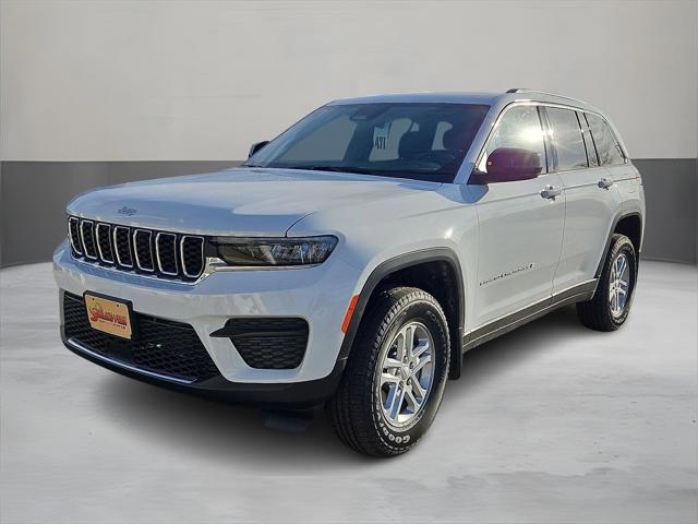 2025 Jeep Grand Cherokee GRAND CHEROKEE LAREDO 4X2