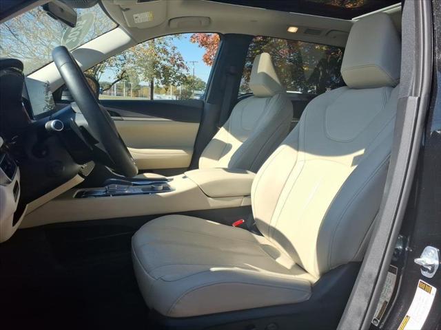 2025 INFINITI QX60 LUXE AWD 2025 INFINITI QX60 LUXE AWD