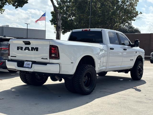 2025 RAM 3500 Big Horn Crew Cab 4x4 8 Box 2025 RAM 3500 Big Horn Crew Cab 4x4 8 Box