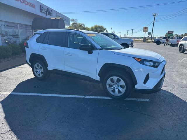2021 Toyota RAV4 LE 2021 Toyota RAV4 LE