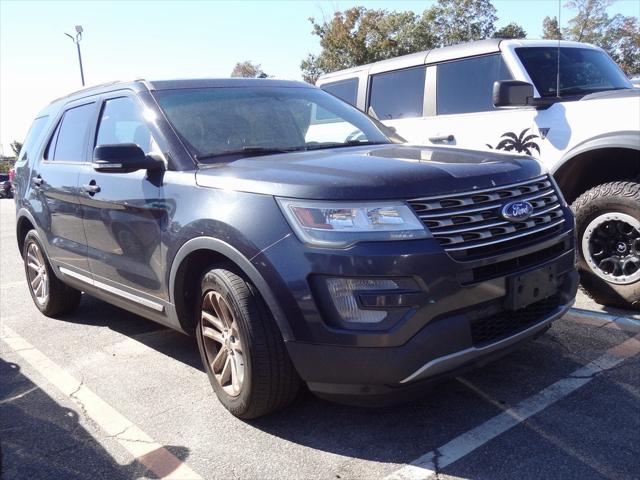 2017 Ford Explorer XLT 2017 Ford Explorer XLT
