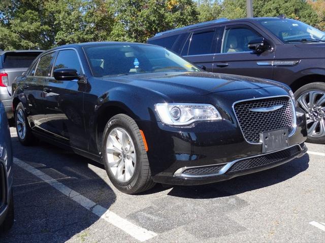 2023 Chrysler 300 Touring 2023 Chrysler 300 Touring