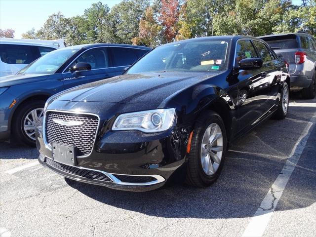 2023 Chrysler 300 Touring 2023 Chrysler 300 Touring