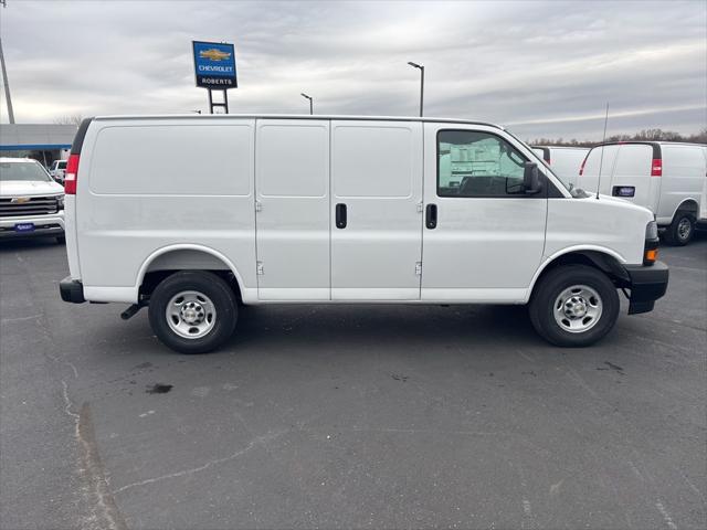 2025 Chevrolet Express Cargo Van RWD 2500 Regular Wheelbase WT