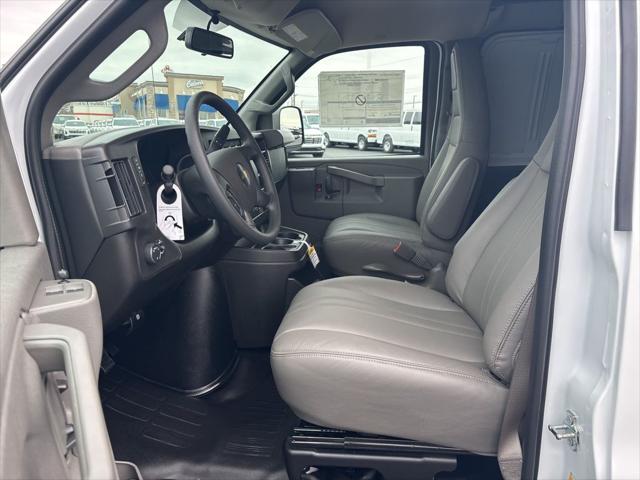2025 Chevrolet Express Cargo Van RWD 2500 Regular Wheelbase WT