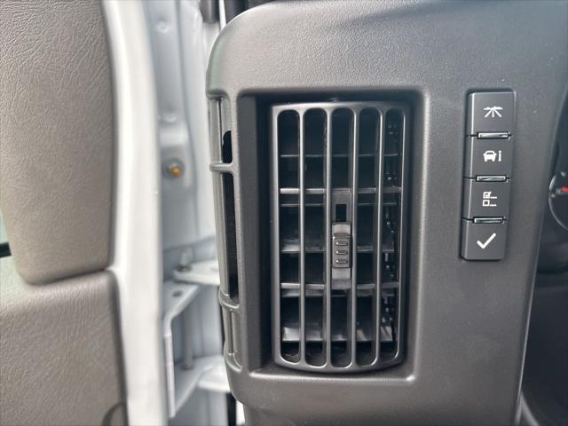 2025 Chevrolet Express Cargo Van RWD 2500 Regular Wheelbase WT