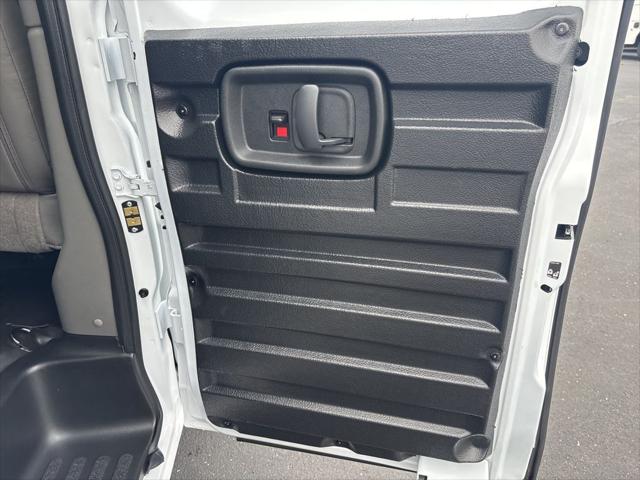 2025 Chevrolet Express Cargo Van RWD 2500 Regular Wheelbase WT