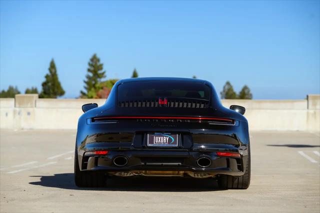 2022 Porsche 911 Carrera S Coupe