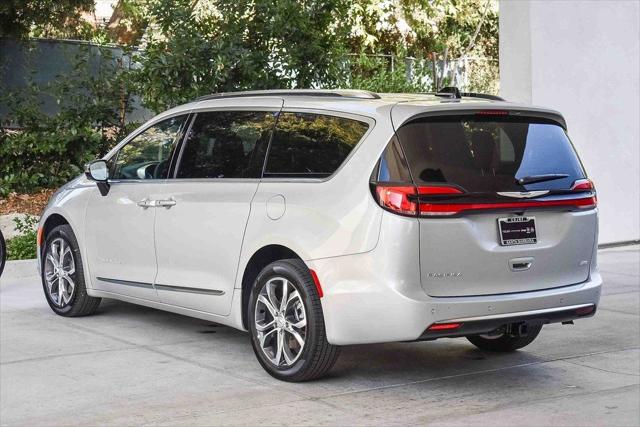 2026 Chrysler Pacifica Pinnacle AWD