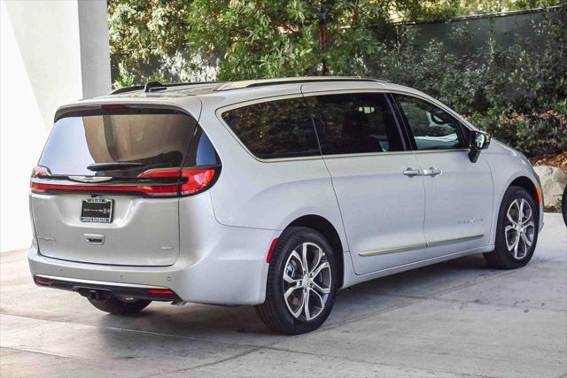 2026 Chrysler Pacifica Pinnacle AWD