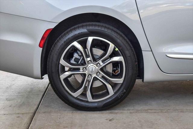 2026 Chrysler Pacifica Pinnacle AWD