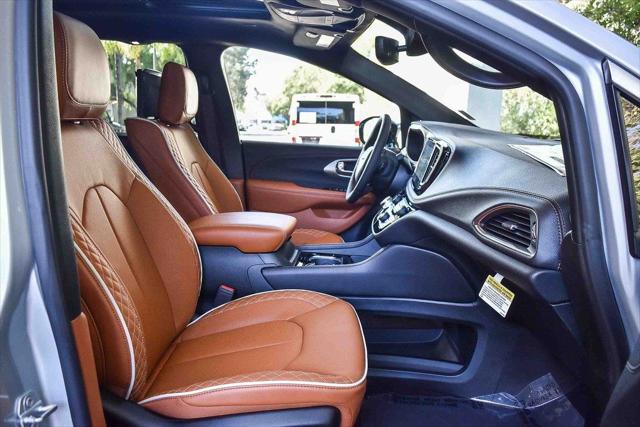 2026 Chrysler Pacifica Pinnacle AWD