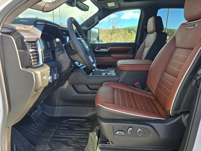 2026 GMC Sierra 2500HD Crew Cab, Standard Bed, Denali Ultimate, 4WD