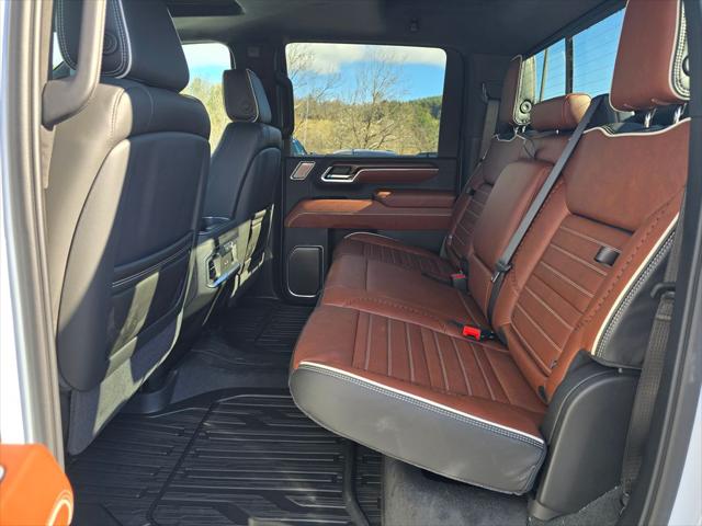 2026 GMC Sierra 2500HD Crew Cab, Standard Bed, Denali Ultimate, 4WD