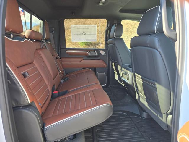 2026 GMC Sierra 2500HD Crew Cab, Standard Bed, Denali Ultimate, 4WD