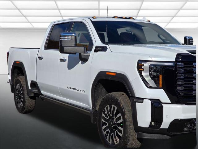 2026 GMC Sierra 2500HD Crew Cab, Standard Bed, Denali Ultimate, 4WD