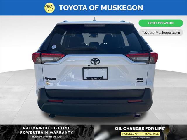 2025 Toyota RAV4 XLE
