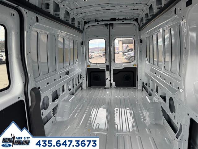2026 Ford Transit Cargo Van Base