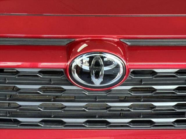 2024 Toyota RAV4 LE [6]