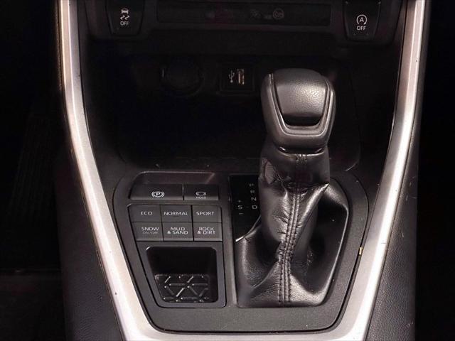 2024 Toyota RAV4 LE [17]