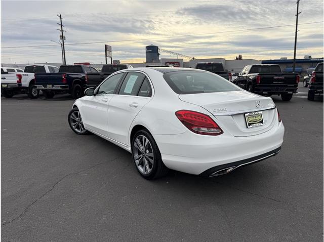 2018 Mercedes-Benz C-CLASS C 300 C 300 Sedan 4D