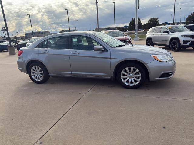 2013 Chrysler 200 Touring