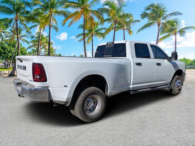 2026 RAM Ram 3500 RAM 3500 TRADESMAN CREW CAB 4X4 8 BOX