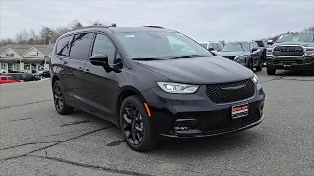 2026 Chrysler Pacifica PACIFICA LIMITED AWD