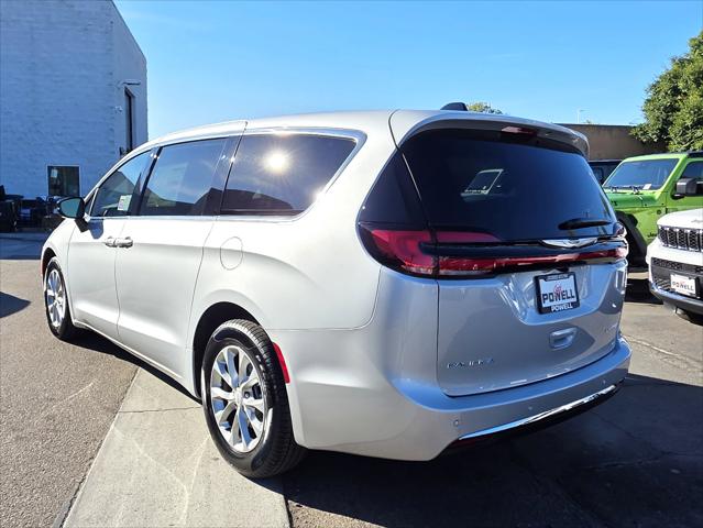 2026 Chrysler Pacifica PACIFICA LIMITED