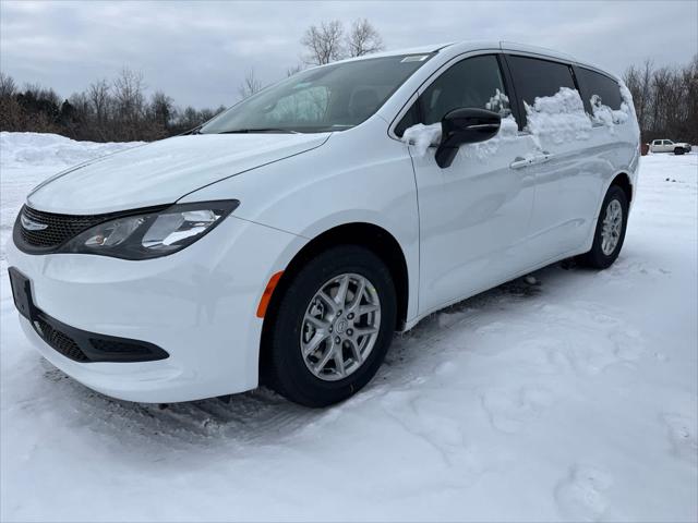 2026 Chrysler Voyager VOYAGER LX