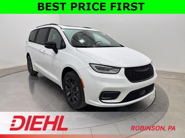 2026 Chrysler Pacifica PACIFICA LIMITED AWD