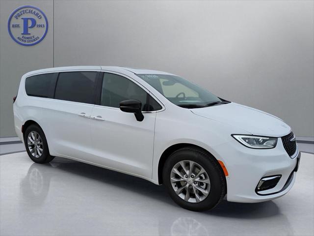 2026 Chrysler Pacifica Limited for sale in Forest City, IA