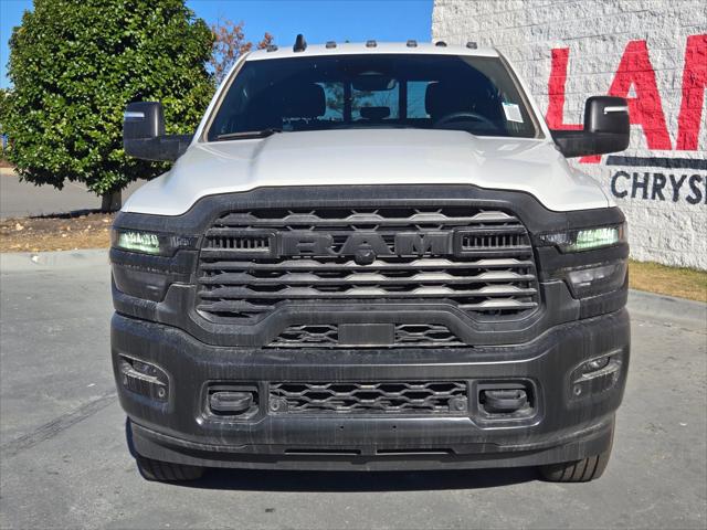 2026 RAM Ram 2500 RAM 2500 TRADESMAN CREW CAB 4X4 64 BOX