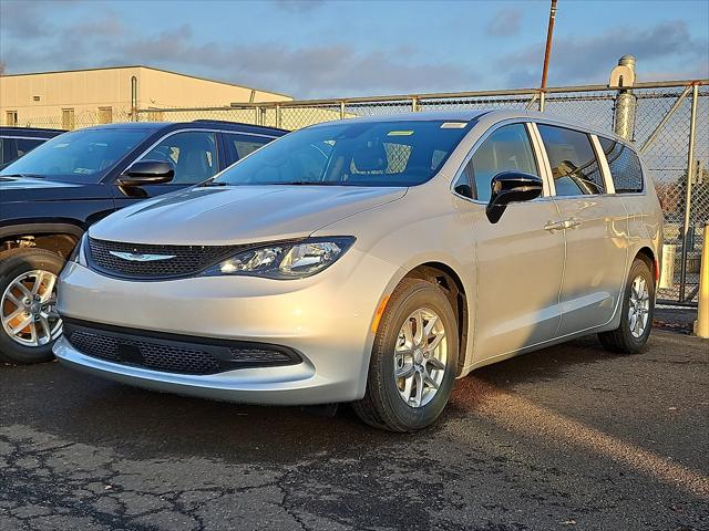 2026 Chrysler Voyager VOYAGER LX