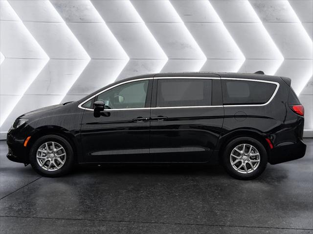 2026 Chrysler Voyager VOYAGER LX