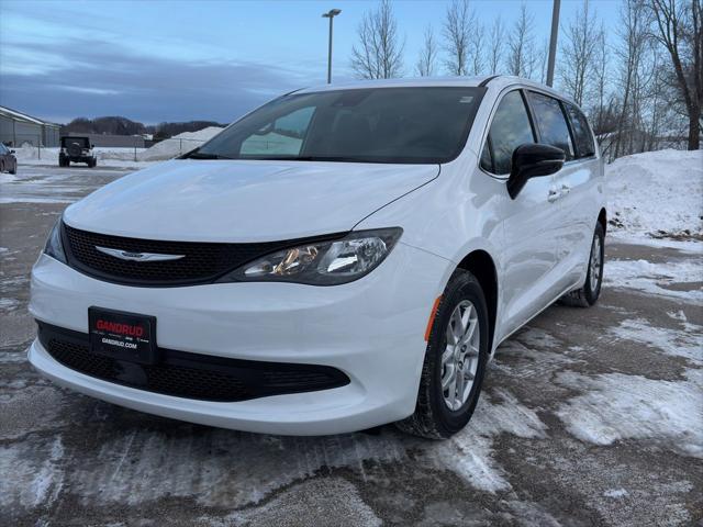 2026 Chrysler Voyager VOYAGER LX