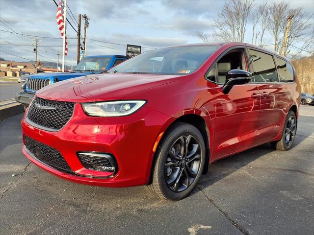 2026 Chrysler Pacifica PACIFICA SELECT AWD