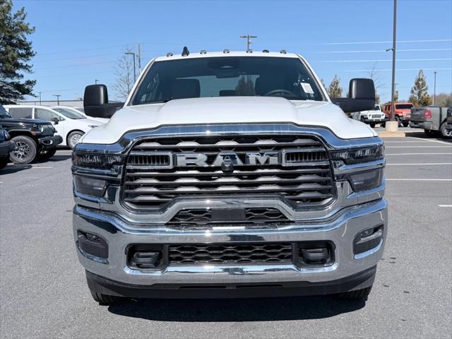 2026 RAM Ram 3500 RAM 3500 TRADESMAN CREW CAB 4X4 8 BOX