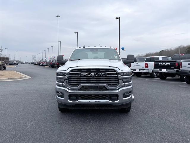 2026 RAM Ram 3500 RAM 3500 TRADESMAN CREW CAB 4X4 8 BOX 2026 RAM Ram 3500 RAM 3500 TRADESMAN CREW CAB 4X4 8 BOX
