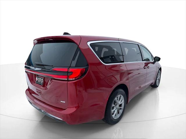 2026 Chrysler Pacifica Select AWD