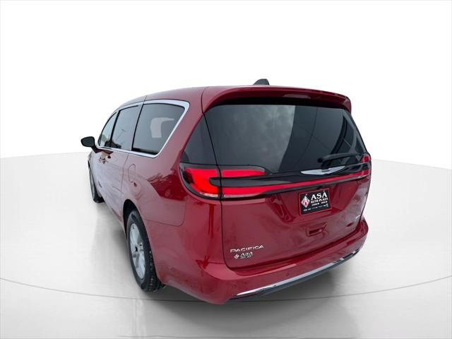 2026 Chrysler Pacifica Select AWD