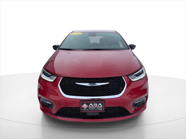 2026 Chrysler Pacifica Select AWD