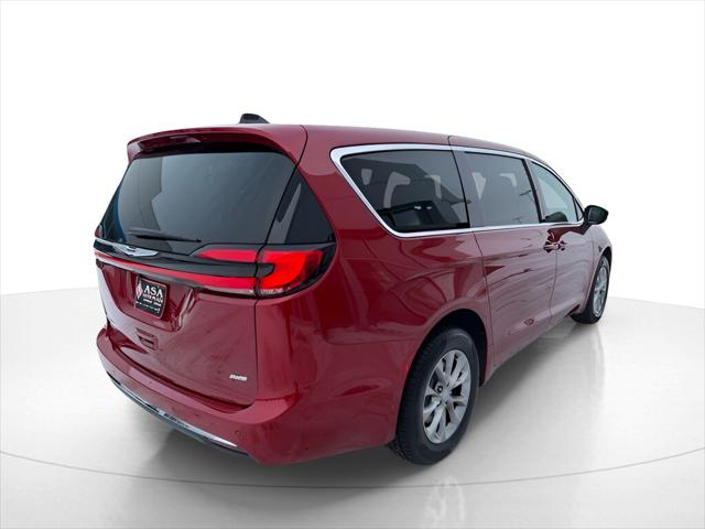 2026 Chrysler Pacifica Select AWD