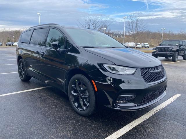 2026 Chrysler Pacifica PACIFICA LIMITED AWD