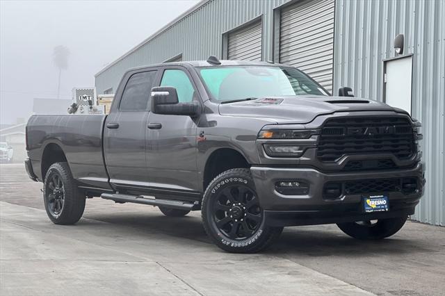 2026 RAM Ram 2500 RAM 2500 BLACK EXPRESS CREW CAB 4X4 8 BOX