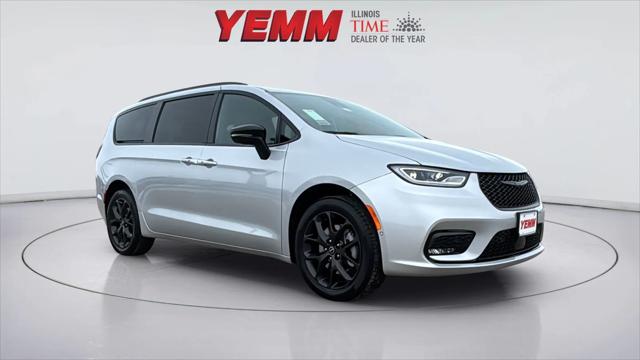 2026 Chrysler Pacifica PACIFICA SELECT AWD