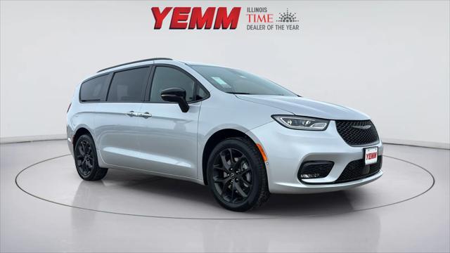 2026 Chrysler Pacifica PACIFICA SELECT AWD