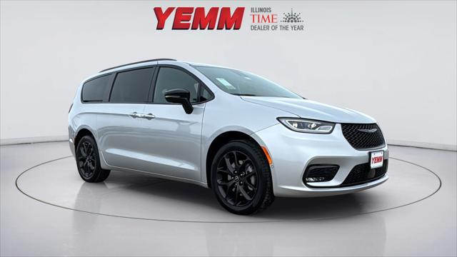 2026 Chrysler Pacifica PACIFICA SELECT AWD