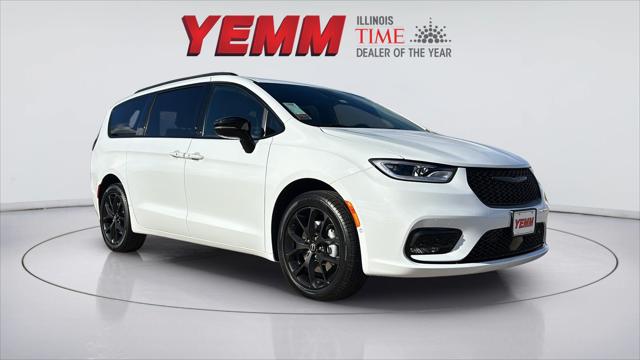 2026 Chrysler Pacifica PACIFICA SELECT AWD